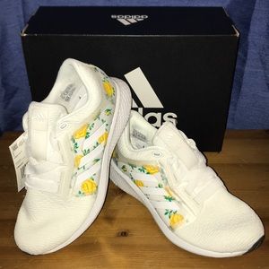 Adidas Edge Lux 4 Women’s Running Shoes Nib